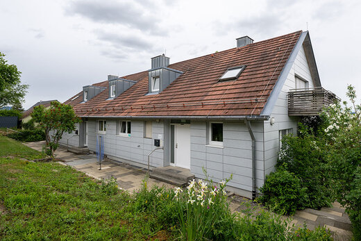 Hausansicht Jugendwohngemeinschaft Carlo