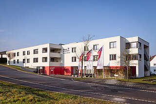 Hausansicht Altenzentrum Selige Irmgard
